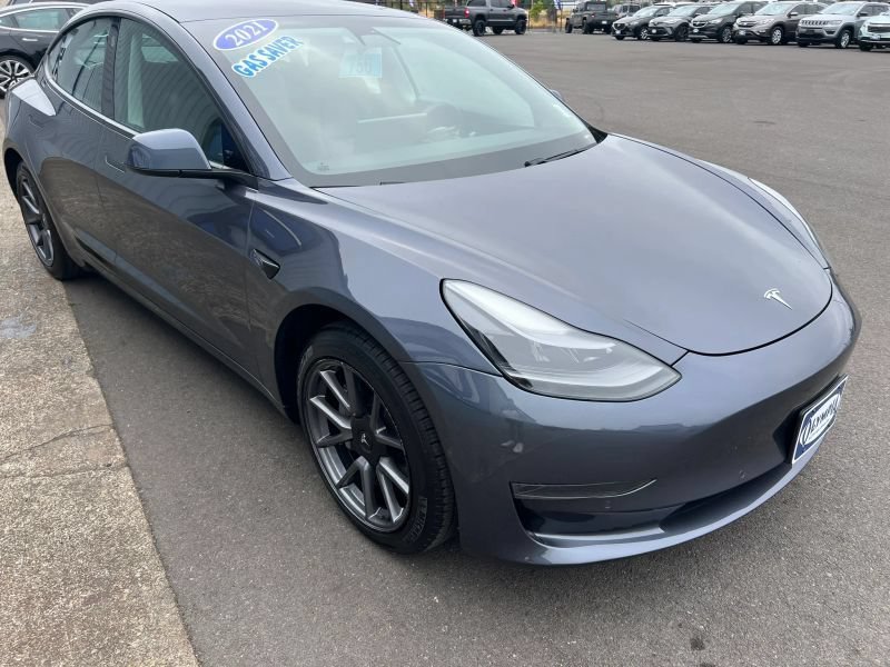 Used 2021 Tesla Model 3 Standard Range Plus RWD image 4