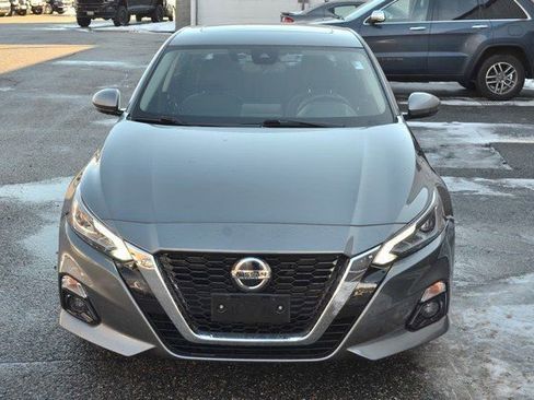 Used 2020 Nissan Altima 2.5 SV image 3