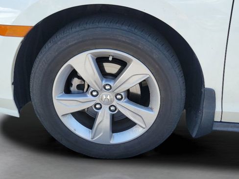 Used 2019 Honda Odyssey EX-L image 4