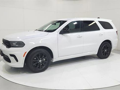 Used 2025 Dodge Durango GT image 3