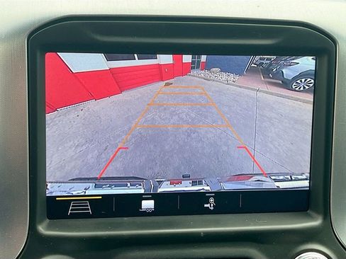 Used 2019 GMC Sierra 1500 SLT w/ X31 Off-Road Package AWD/4WD image 14