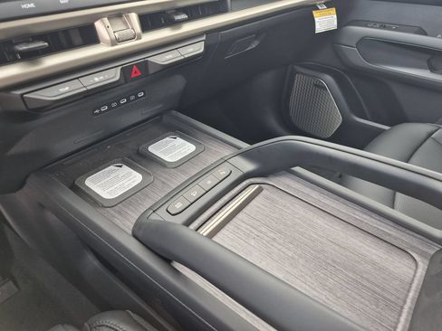 New 2027 Kia Telluride SX Prestige AWD/4WD image 9