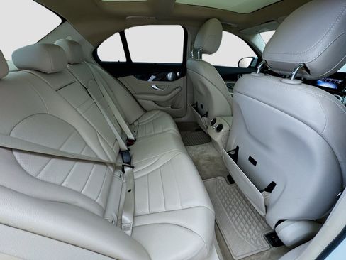 Used 2015 Mercedes-Benz C 300 4MATIC Sedan image 19