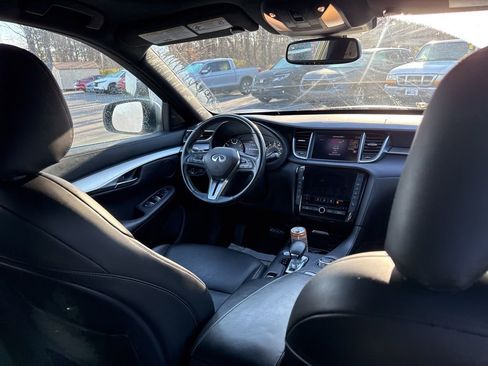 Used 2021 INFINITI QX50 Luxe w/ Appearance Package image 14