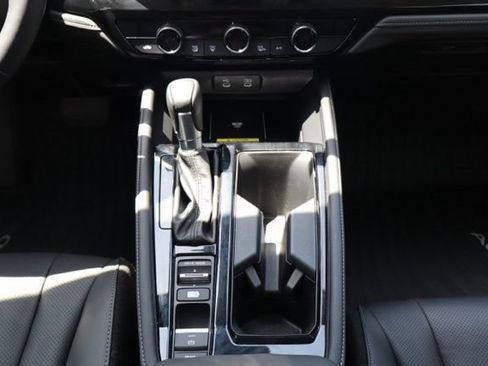 Used 2025 Honda Accord Touring image 11