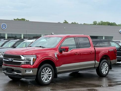 Certified 2025 Ford F150 King Ranch AWD/4WD image 39