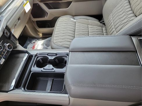 New 2026 Ford F350 Platinum w/ Platinum Plus Package AWD/4WD image 20