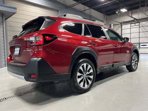 Certified 2024 Subaru Outback Limited AWD/4WD image 7