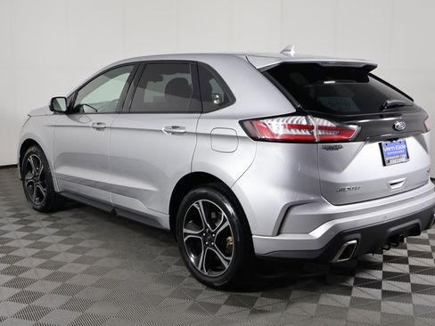 Used 2019 Ford Edge ST w/ Convenience Package image 8