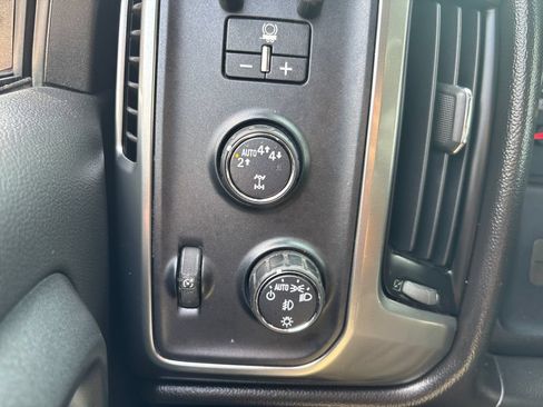 Certified 2018 Chevrolet Silverado 1500 LT w/ All Star Edition AWD/4WD image 22
