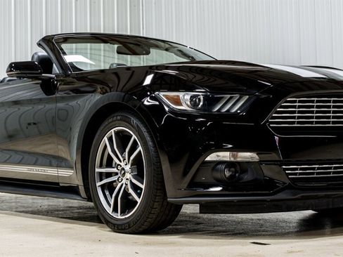 Used 2015 Ford Mustang Premium image 1