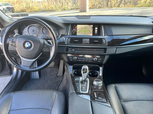 Used 2016 BMW 528i xDrive 528i xDrive w/ Premium Package image 13