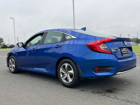 Used 2021 Honda Civic EX image 4