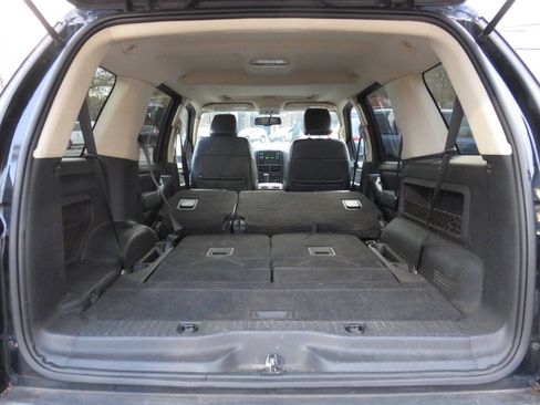 Used 2010 Ford Explorer XLT image 22
