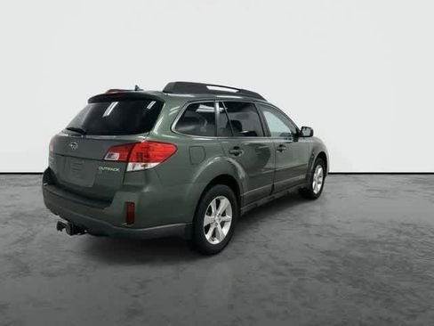 Used 2013 Subaru Outback 2.5i Limited AWD/4WD image 3