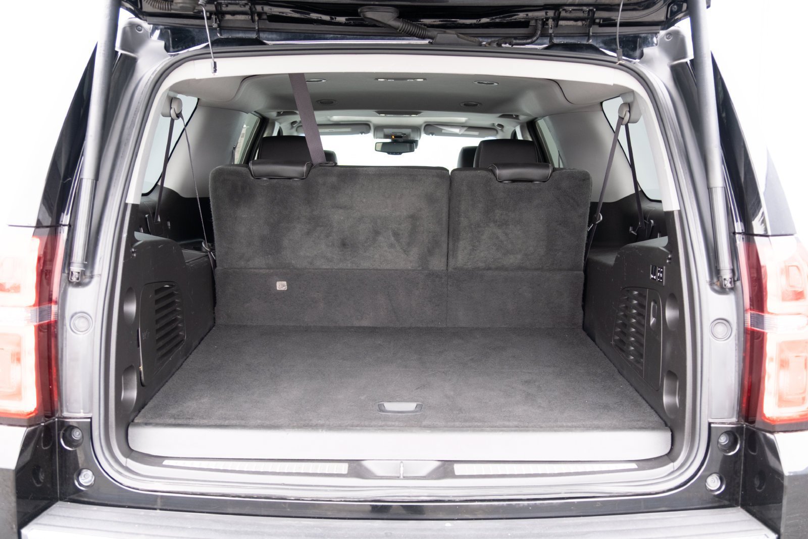 Used 2015 Chevrolet Suburban LTZ AWD/4WD image 25