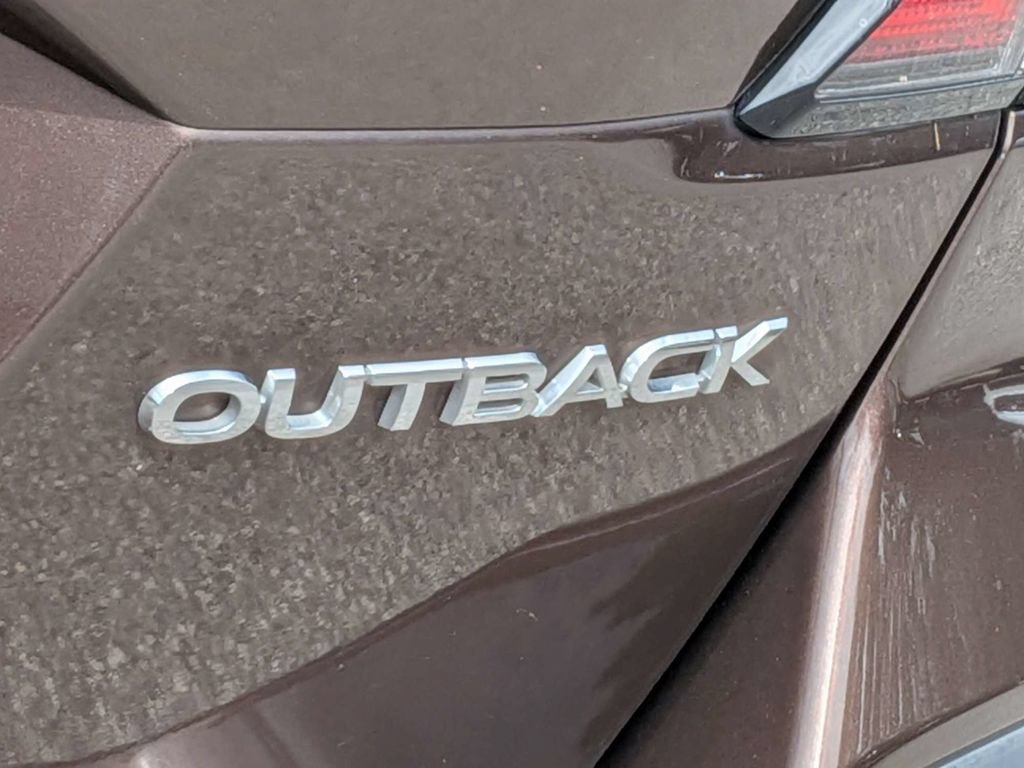 Used 2022 Subaru Outback Limited AWD/4WD image 13
