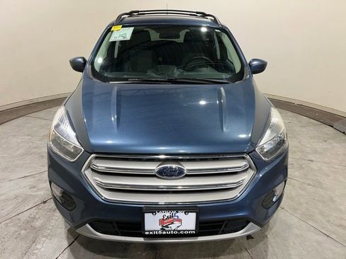 Used 2018 Ford Escape SE w/ SE Sync 3 Package AWD/4WD image 4
