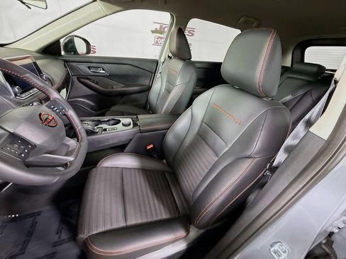 Certified 2025 Nissan Rogue Rock Creek image 25