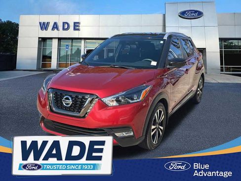 Used 2019 Nissan Kicks SR w/ SR Premium Package image 1