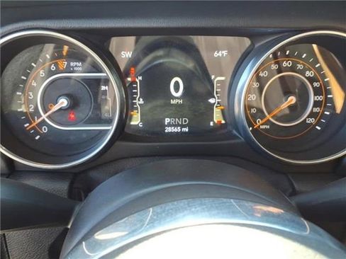 Used 2020 Jeep Gladiator Overland w/ Popular Equipment Package image 28