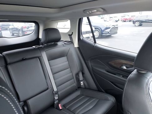 Used 2022 GMC Terrain Denali AWD/4WD image 14