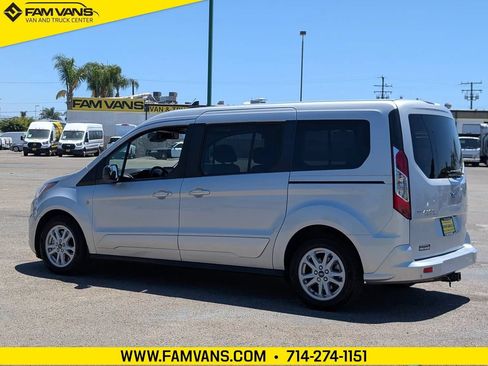 Used 2020 Ford Transit Connect XLT FWD image 5
