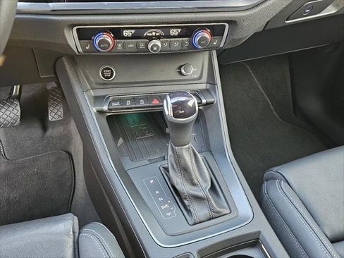 Used 2023 Audi Q3 2.0T Premium Plus w/ Premium Plus Package image 11