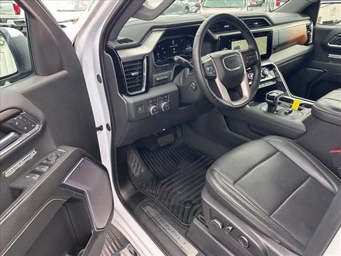 Certified 2024 GMC Sierra 1500 Denali w/ Technology Package AWD/4WD image 4