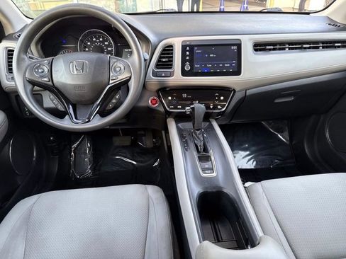Used 2019 Honda HR-V EX image 16