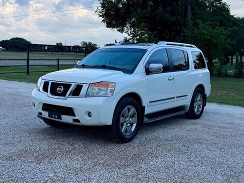Used 2010 Nissan Armada Platinum RWD image 3