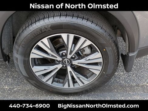 Certified 2023 Nissan Rogue SV AWD/4WD image 29