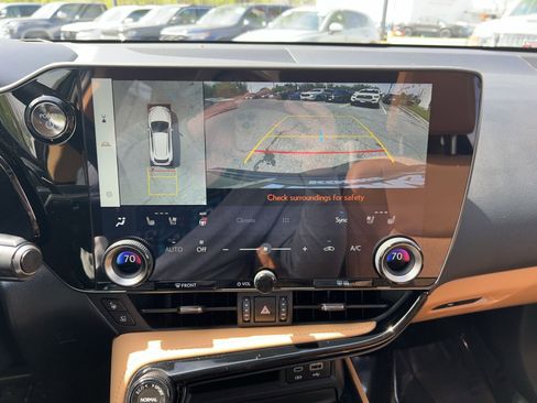 Used 2025 Lexus NX 450h+ AWD w/ Accessory Package (Z2) image 27