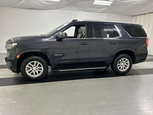 Certified 2022 Chevrolet Tahoe LT w/ Luxury Package AWD/4WD image 6