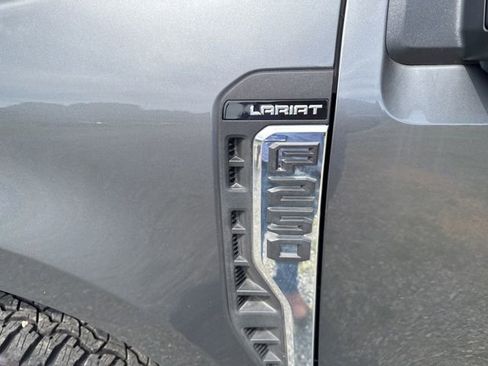 Used 2025 Ford F250 Lariat w/ Chrome Package AWD/4WD image 14