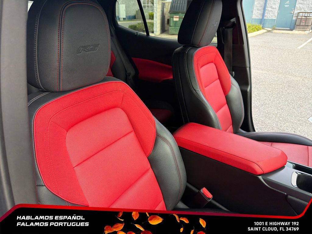 Certified 2024 Chevrolet Equinox EV RS FWD image 34