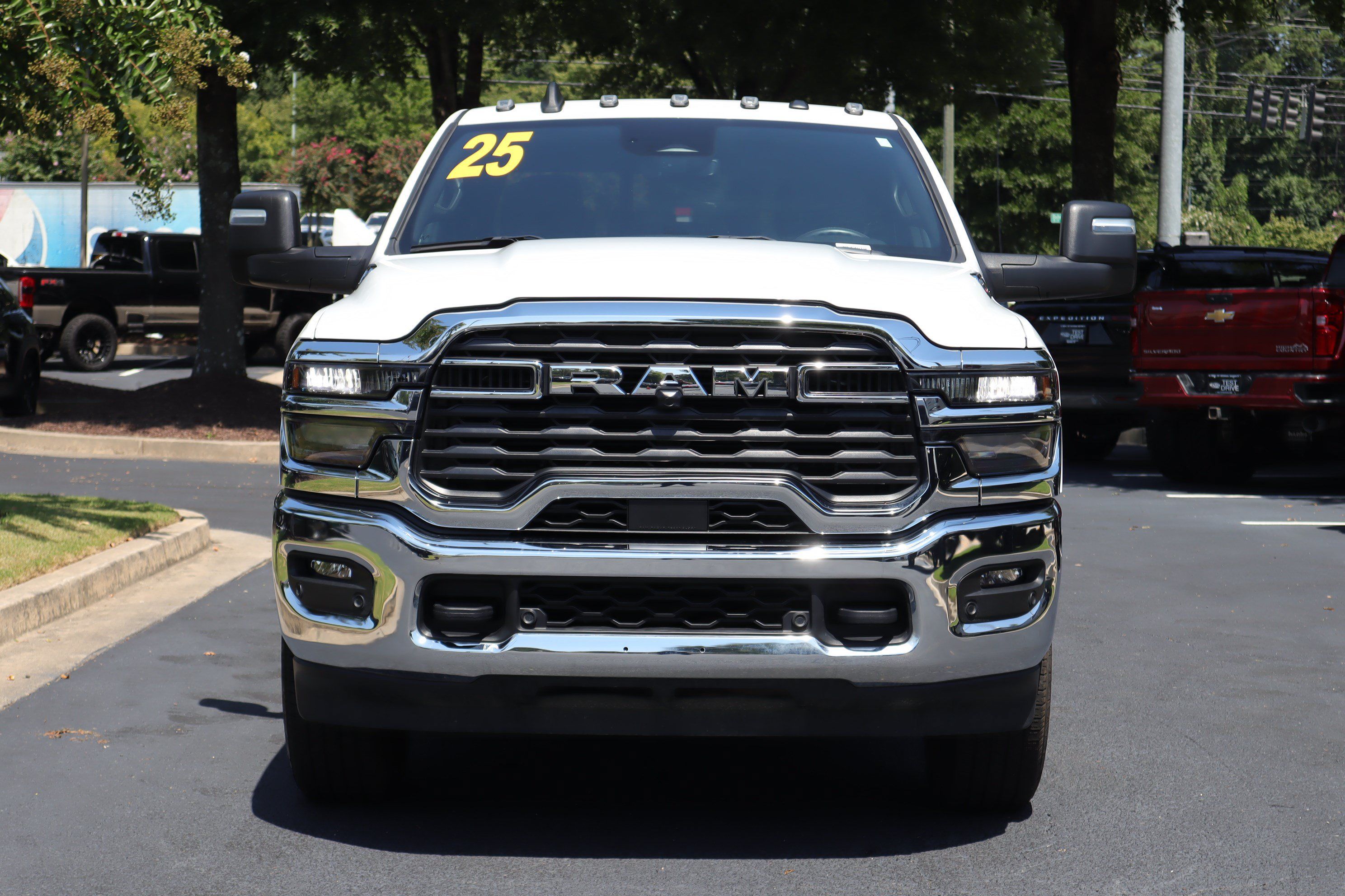Used 2025 RAM 2500 Tradesman AWD/4WD image 36