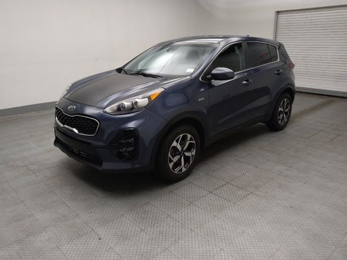 Used 2021 Kia Sportage LX AWD/4WD image 2
