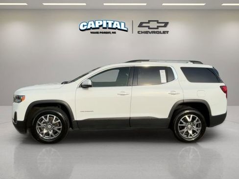 Used 2023 GMC Acadia SLT image 2