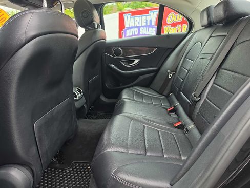 Used 2018 Mercedes-Benz C 300 4MATIC Sedan image 16