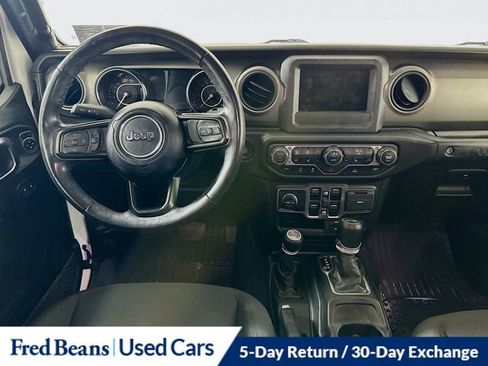 Used 2022 Jeep Wrangler Unlimited Sport image 23