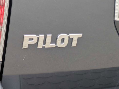 Used 2006 Honda Pilot LX image 12