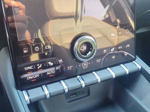 New 2026 GMC Terrain AT4 w/ Convenience Package III AWD/4WD image 31