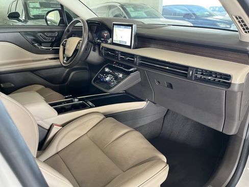 Used 2022 Lincoln Corsair Reserve w/ Equipment Group 201A image 29