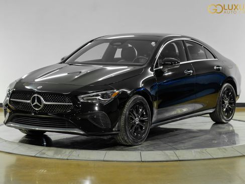 Used 2025 Mercedes-Benz CLA 250 4MATIC w/ Driver Assistance Package image 8