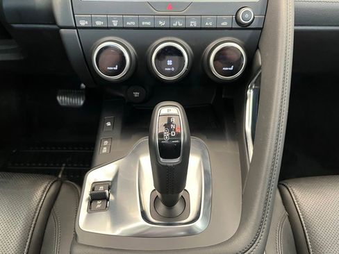 Used 2019 Jaguar E-PACE S AWD/4WD image 39