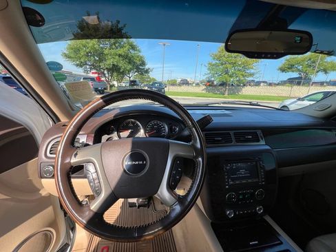 Used 2008 GMC Yukon Denali AWD/4WD image 39