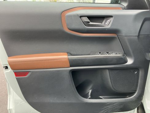 Used 2021 Ford Bronco Sport Outer Banks image 16