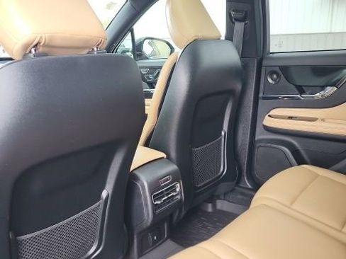 Used 2021 Lincoln Corsair Reserve w/ Equipment Group 201A image 11