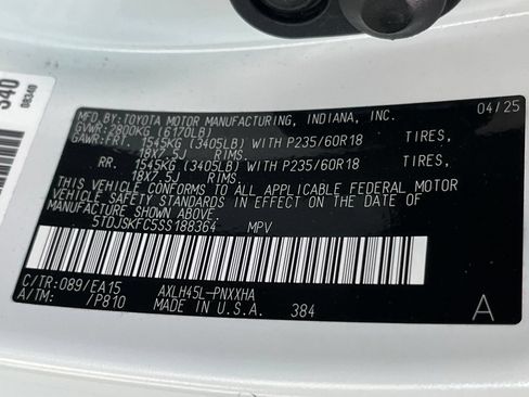Used 2025 Toyota Sienna XLE w/ XLE Plus Package AWD/4WD image 21